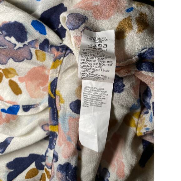 Lucky Brand - Floral Blouse - Size Small - Picture 10 of 12